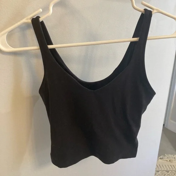 Lululemon black cropped v neck align tank with built in bra size 2 - Picture 2 of 4